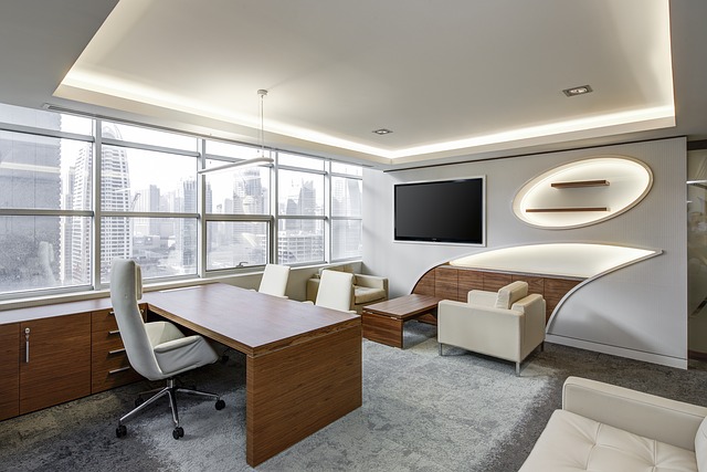 moderní pokoj, kancelář, světlé barvy