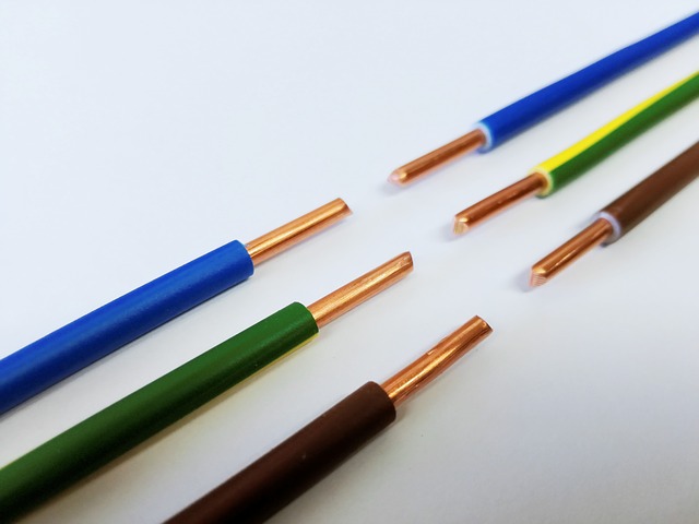 barevné kabely