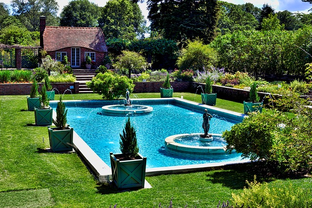 zahradní bazén